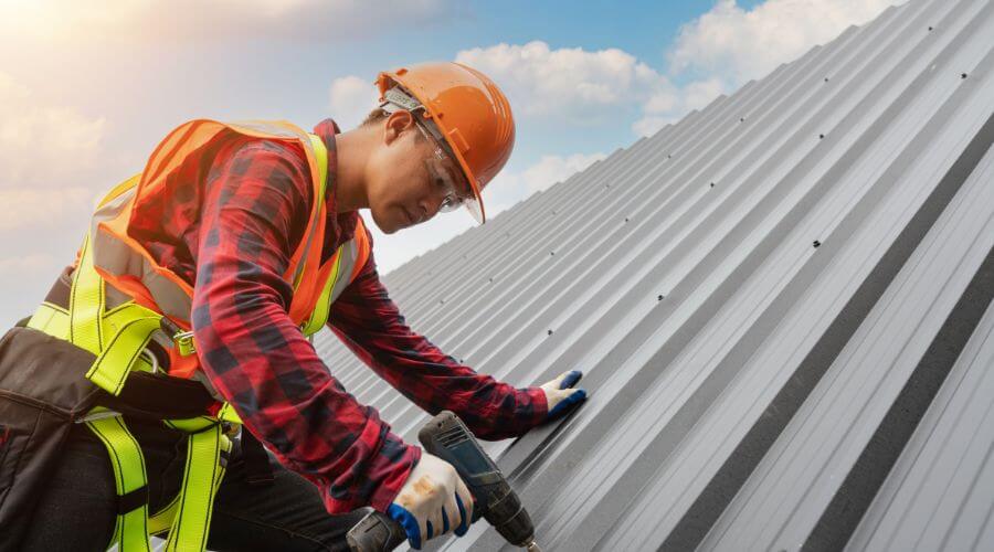 Professional Emergency Roof Repairs services in Saint John, WA